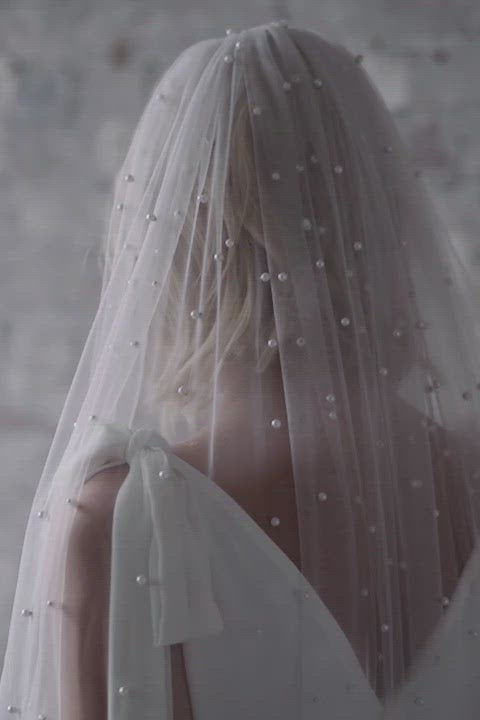 Pearl beaded long wedding veil