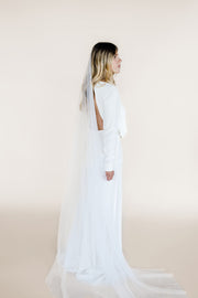 Long bridal veil with unique modern geometric pattern