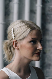 Bridal barrette hair accessory with mother of pearl stars