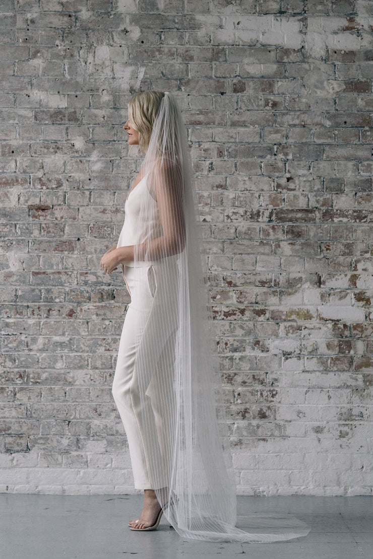 Tulle wedding veil with thin stripe design pinstripe pattern